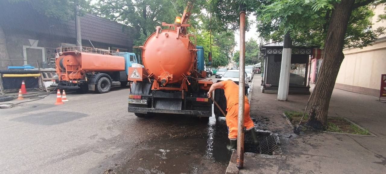 Ремонтные работы в Одессе. Фото: КП "Городские дороги"