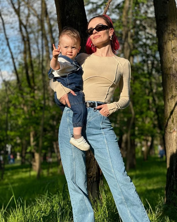 MamaRika з сином Давидом. Фото: instagram.com/mamarika_official