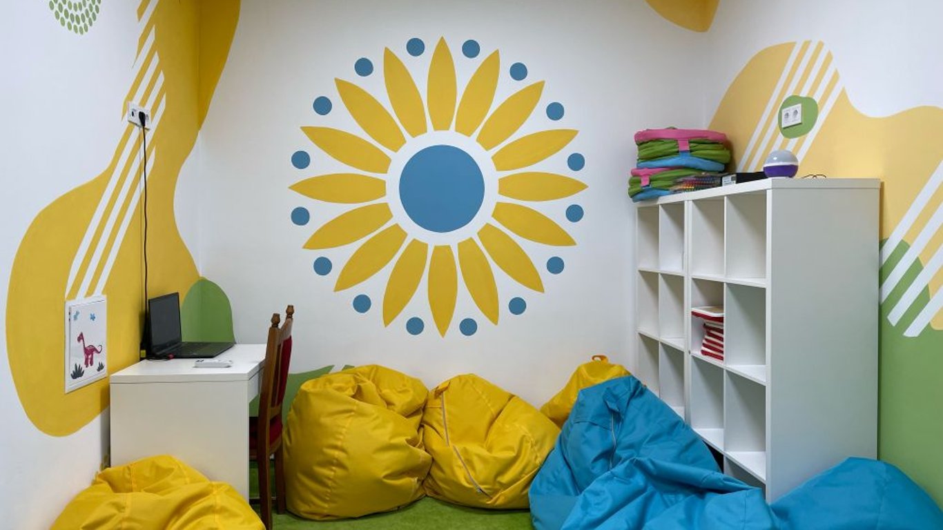 Во Львове заработала первая в Украине детская комната ментального здоровья - 290x166