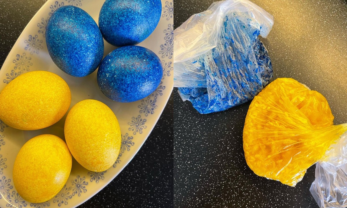 Як зробити крашанки за допомогою рису