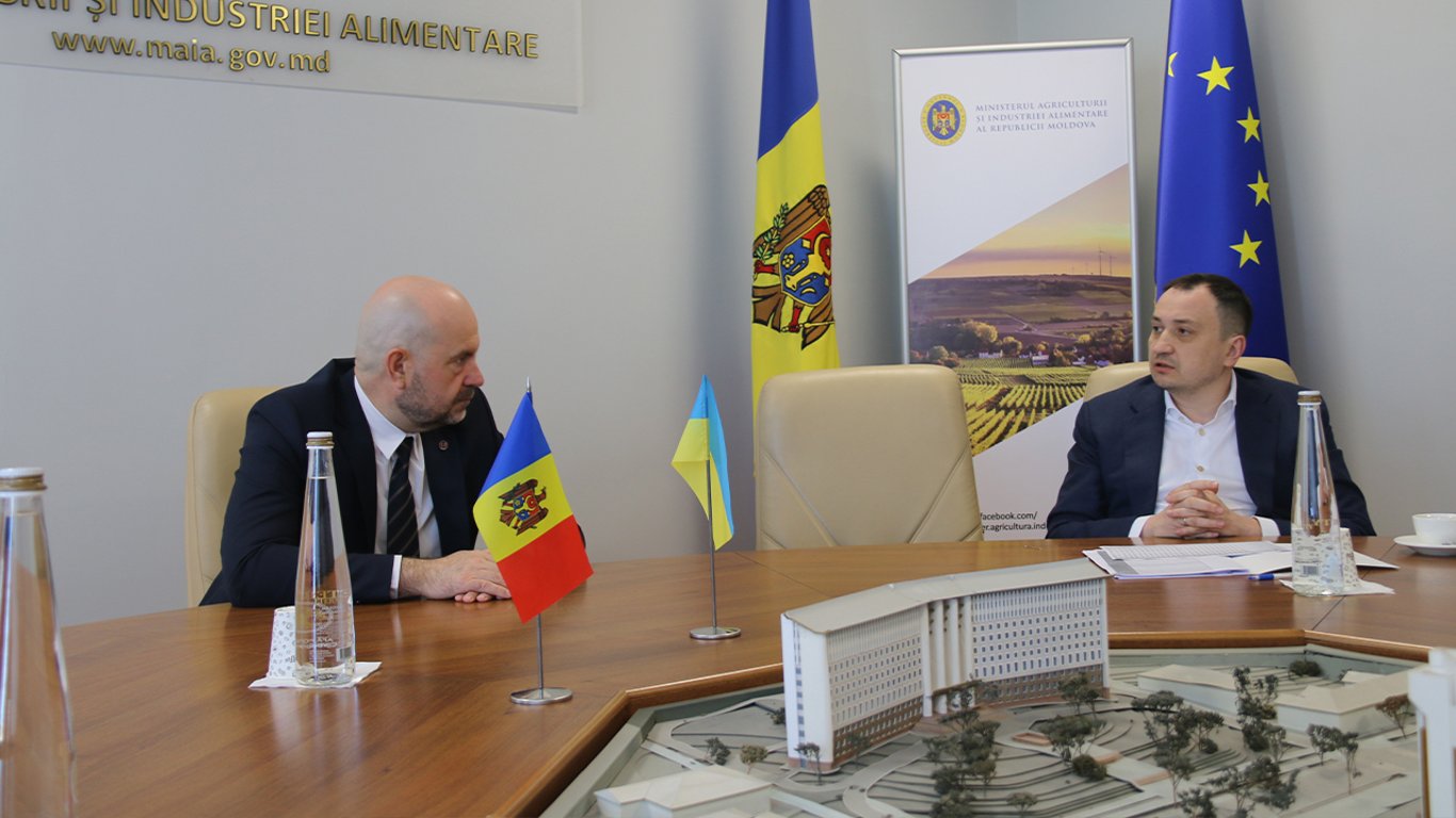 Молдова підтримала рішення ЄС про обмеження на імпорт продовольства з України
