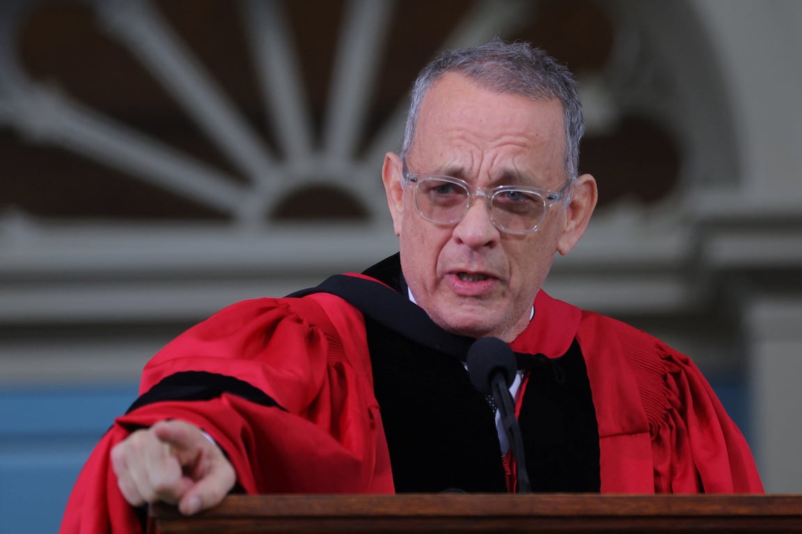 З Канн у Гарвард: Том Генкс отримав докторський ступінь - фото 1