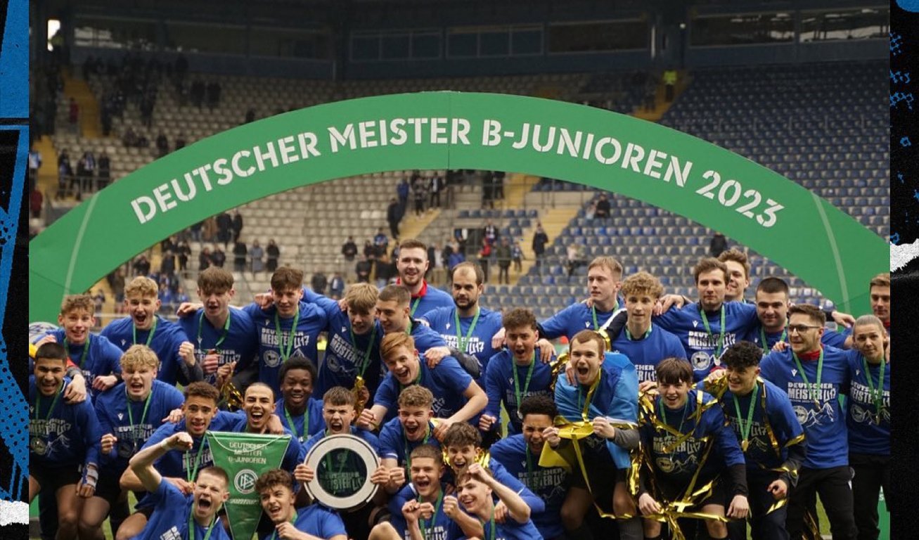 Арминия Билефельд