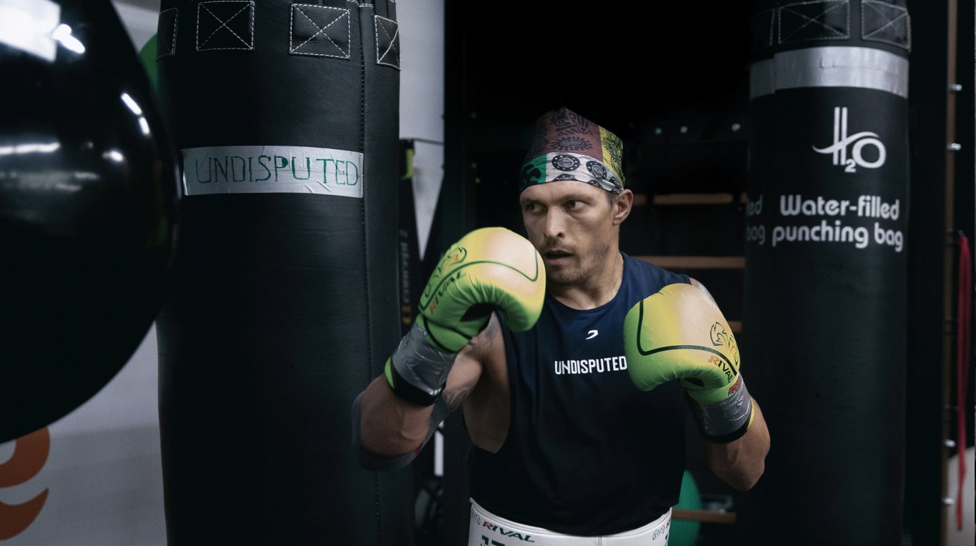 Александр Усик