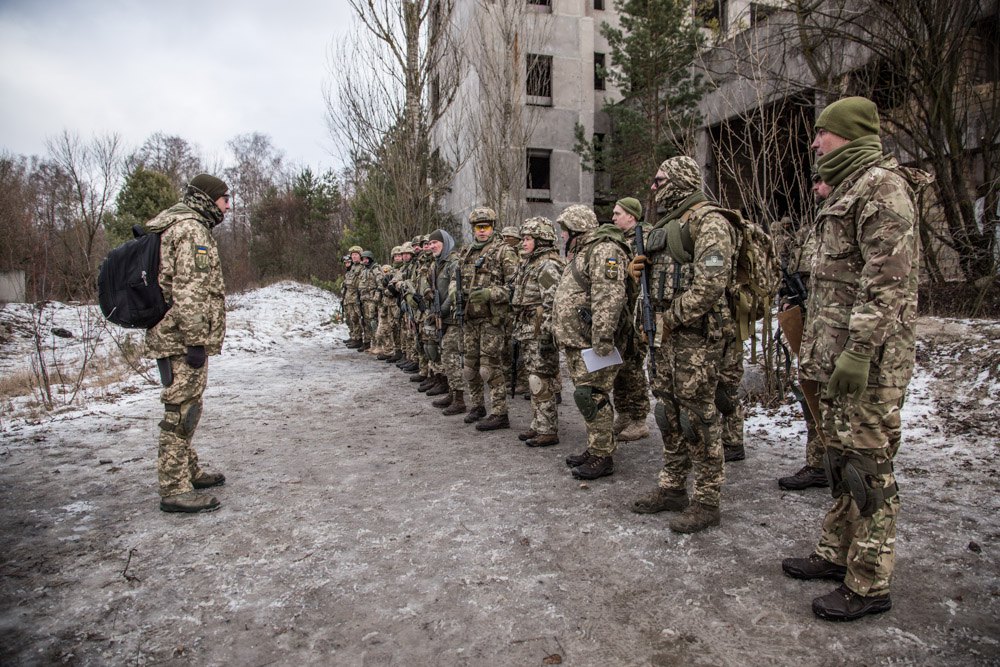 Речі на фронт — чим забезпечує держава