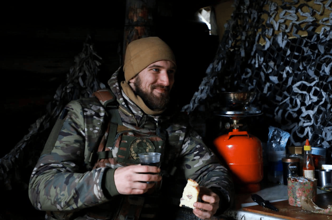 Бійці Нацгвардії святкують Пасху