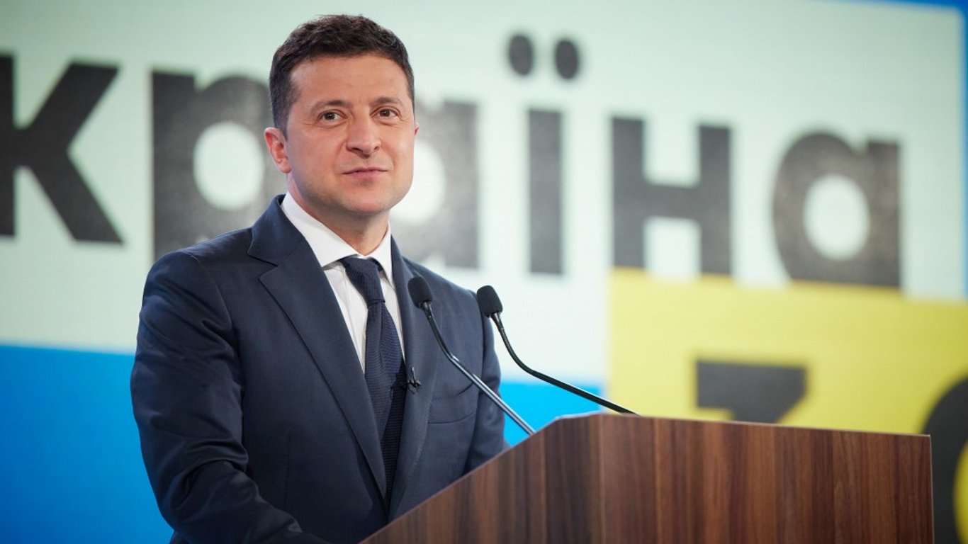 Зеленський ввів у дію санкції проти російських банків на окупованих територіях - подробиці