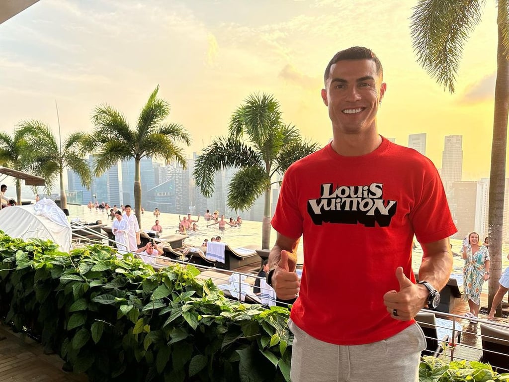 Почти два миллиона за пост: стало известно, кто из звезд зарабатывает больше всего в Instagram - фото 3