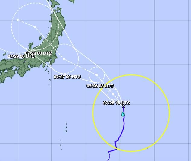 Тропічний шторм "Непартак" наближається до Токіо