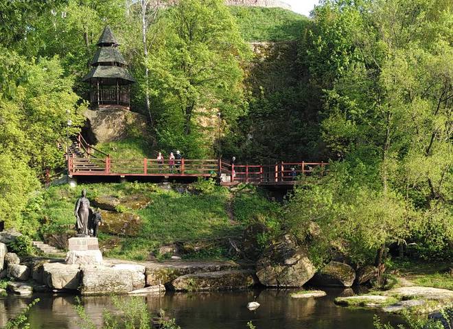 Найстаріші міста України, Кілія Одеська область, Хотин