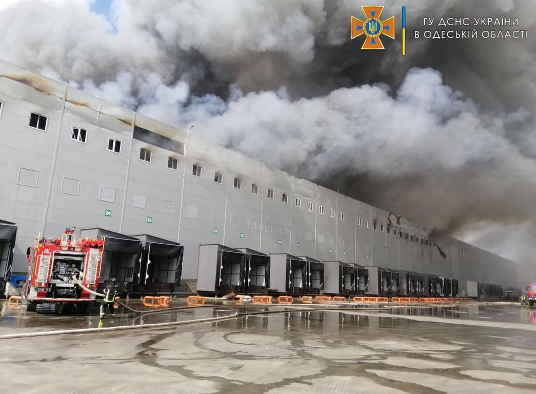 Пожежа під Одесою, палали склади, пожежа Нерубайське