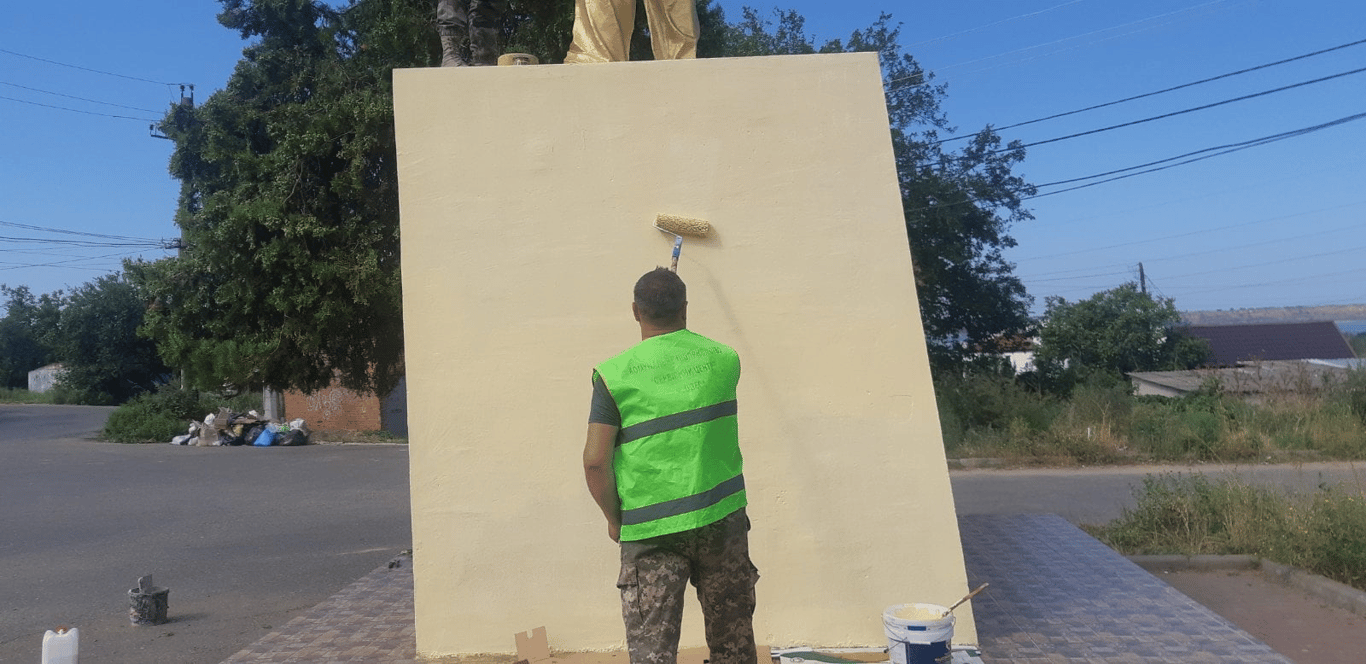 В Одесі невідомі розмалювати пам'ятник Тарасу Шевченку