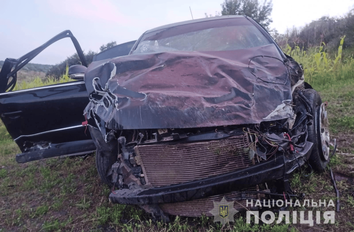 В Одесской области нашли авто с людьми в бессознательном состоянии