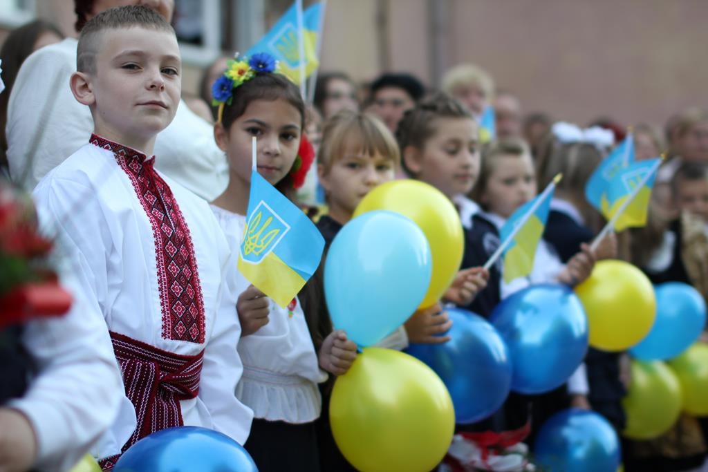 що купити в 1 клас, як зібрати дитину в школу, шкільні принади