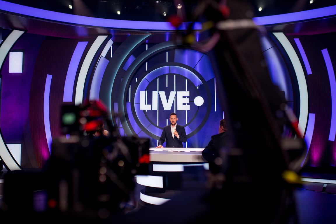 Преподобний