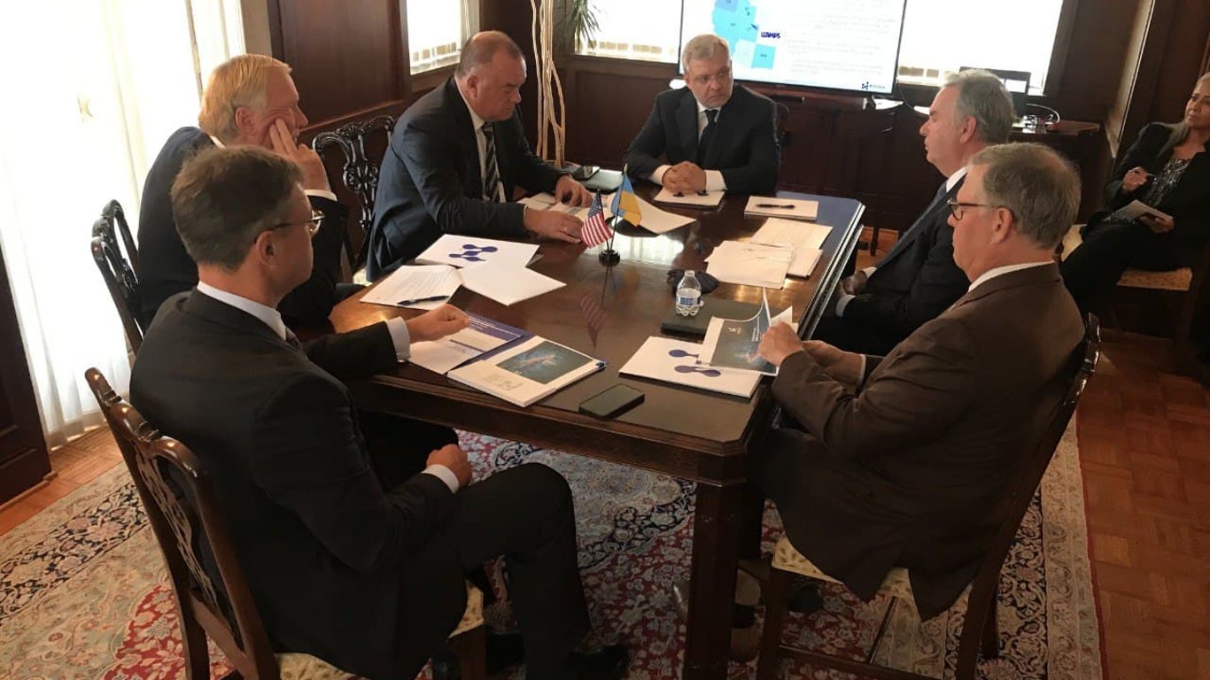 Візит Зеленського в США - Україна підписала договір про будівництво атомних реакторів