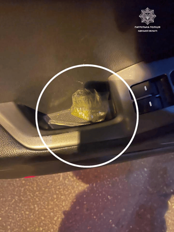 В Одесі за ніч затримали п'ять осіб через наркотики