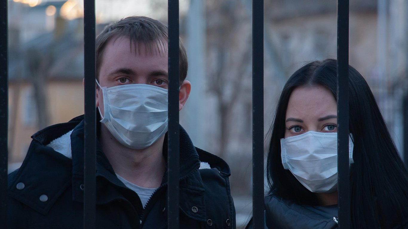 Карантин в Украине: изменения в желтой и красной зонах