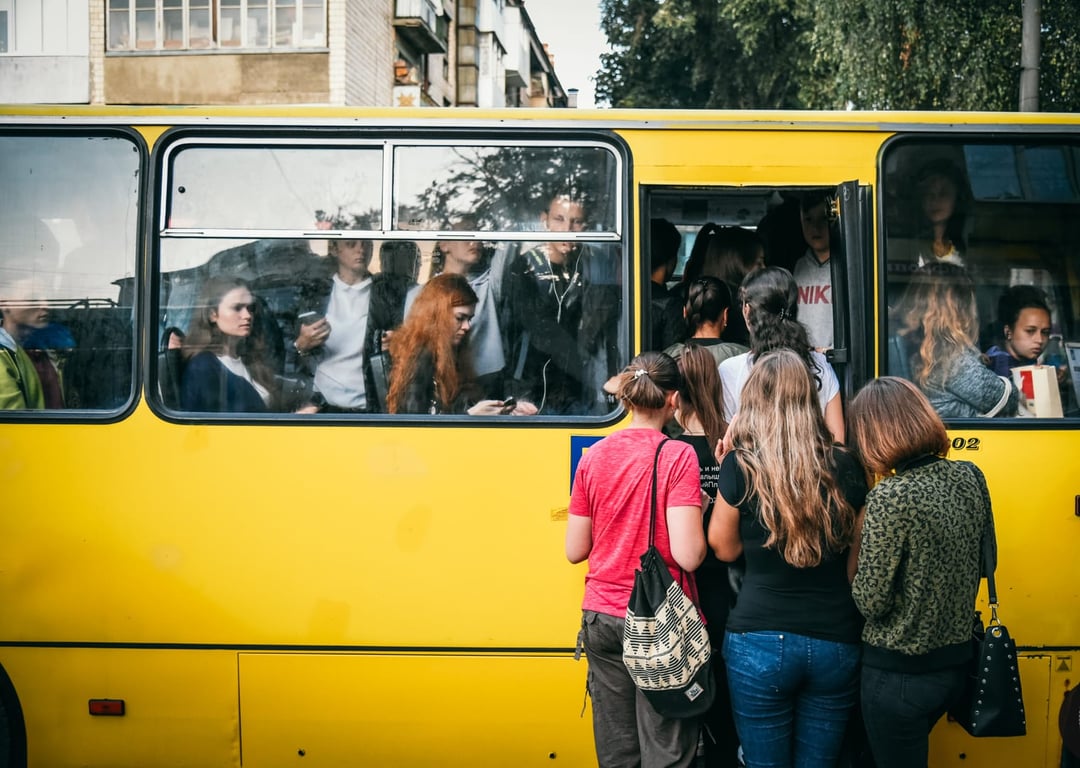 Ленселище Одеса, Авангард, затори в Одесі, Іванівський міст