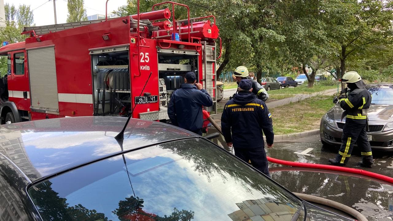 ДСНС на місці пожежі