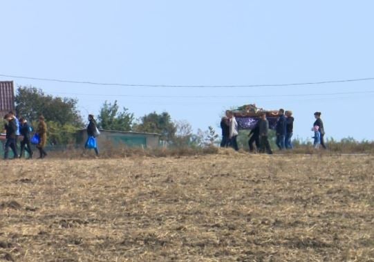 Перекинувся трактор, загинув підліток