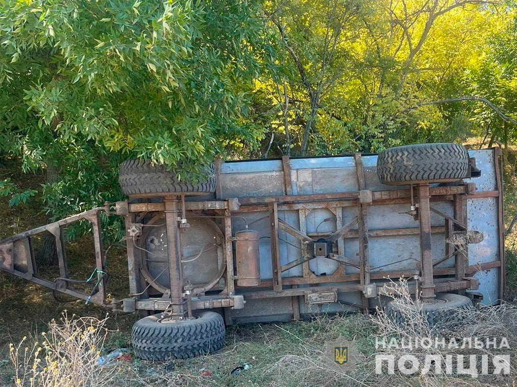 Перекинувся трактор, загинув підліток