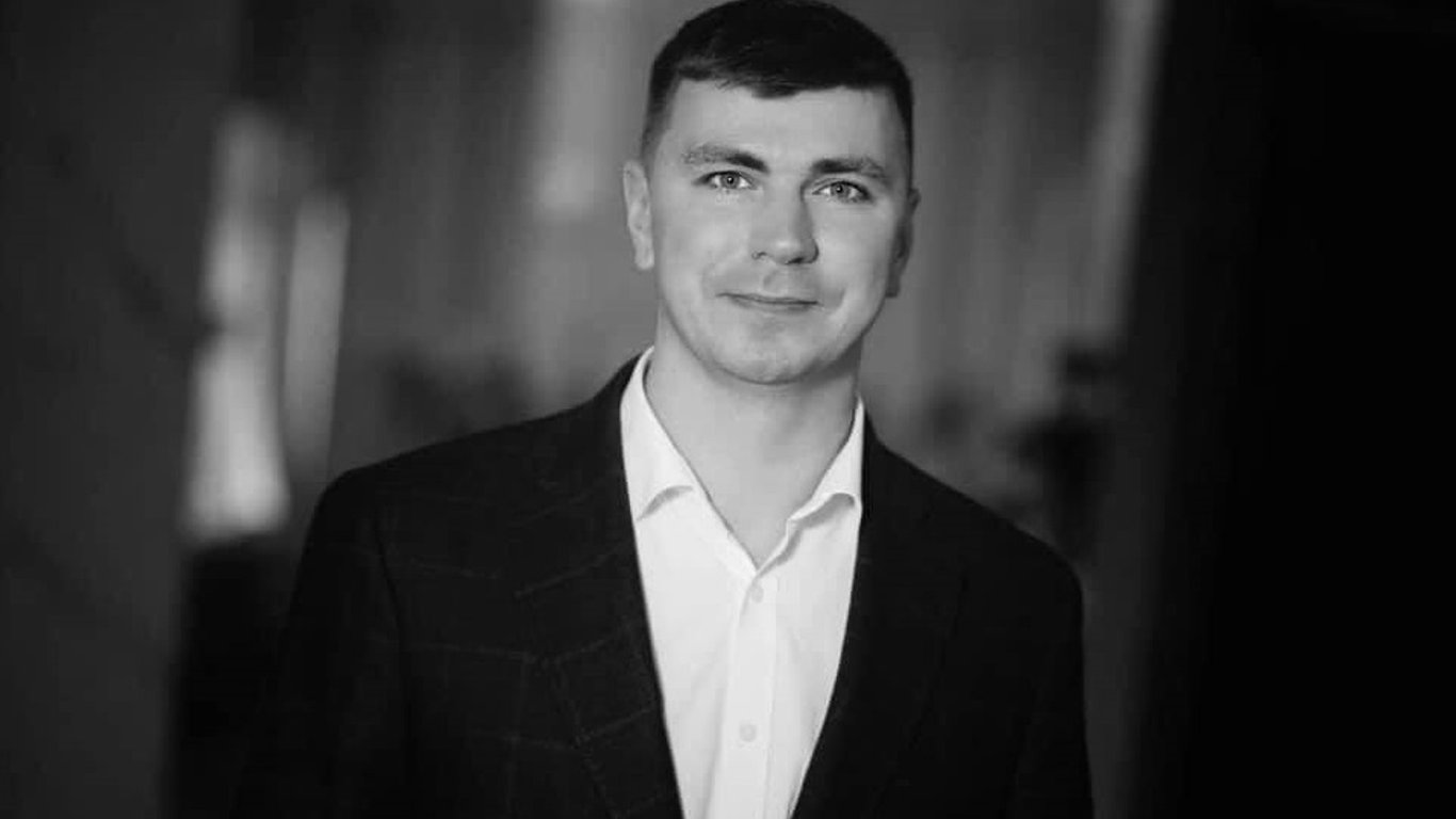 Антон Поляков - у Чернігові прощаються з померлим нардепом. Фото, відео