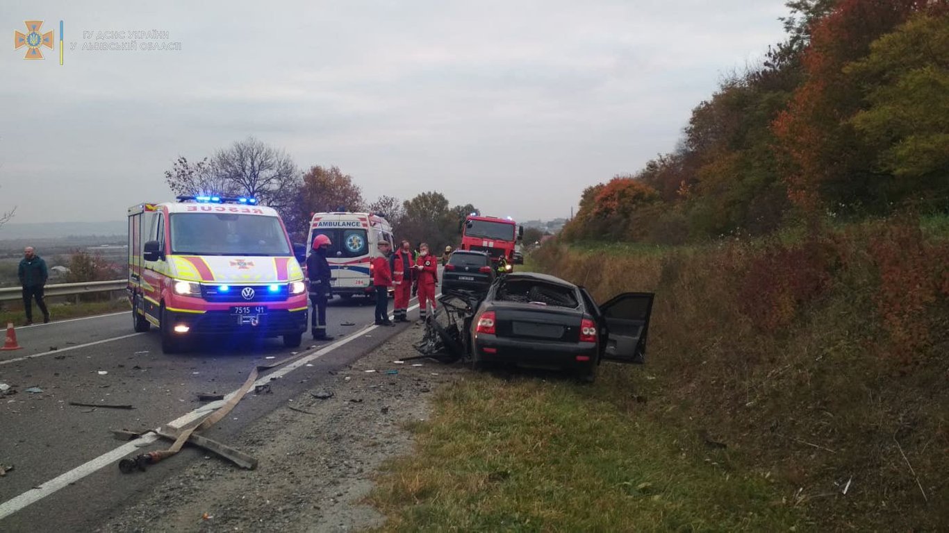 У Львівській области в ДТП загинули двоє