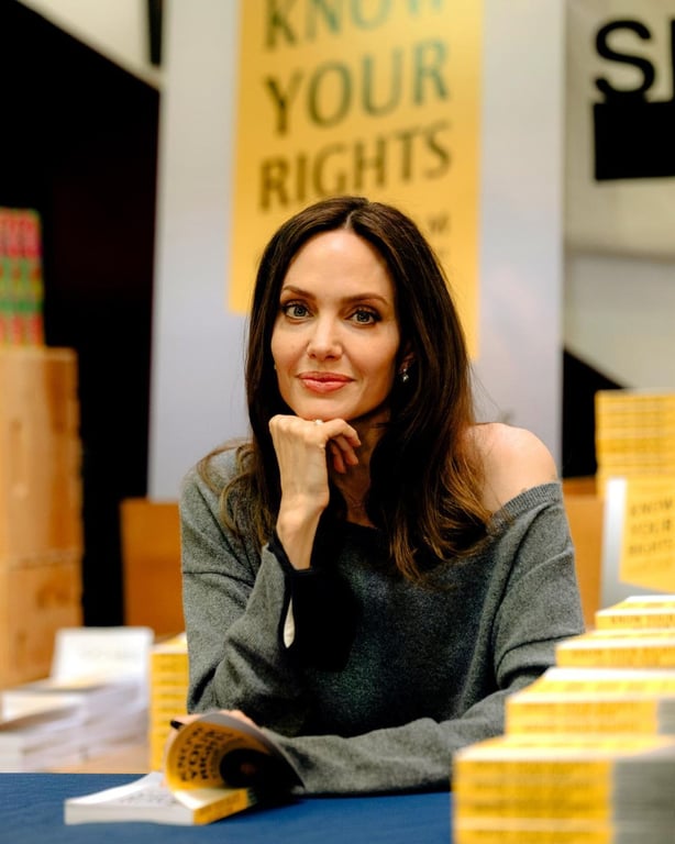 Анджелина Джоли похудела еще больше