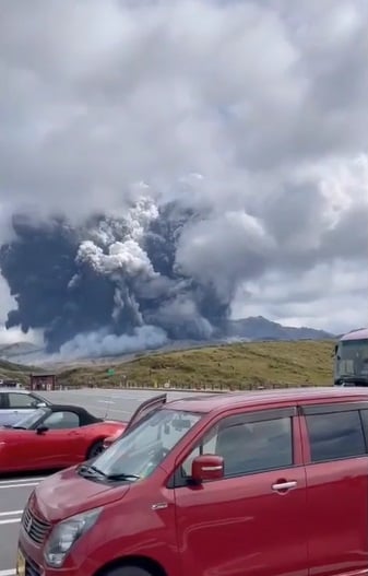 Виверження вулкана в Японії
