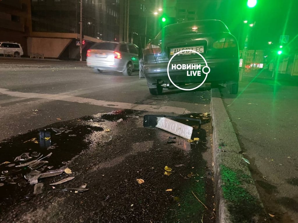 Пьяное ДТП на Жилянской в Киеве