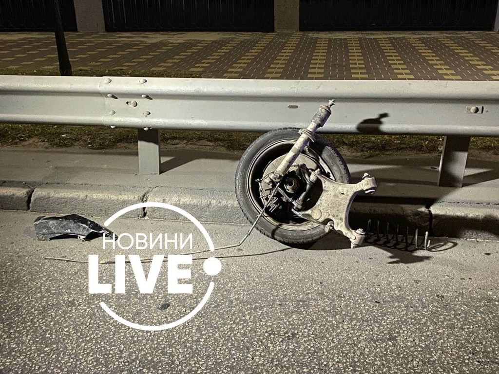 НовиниLIVE