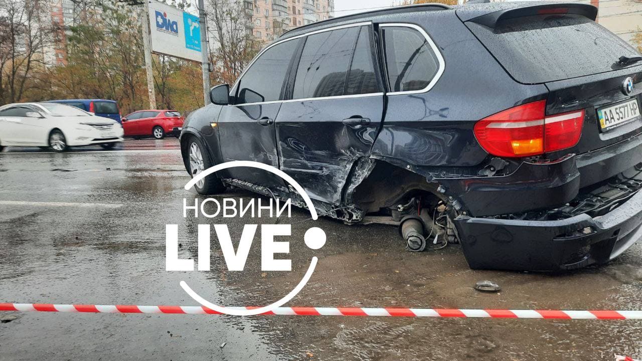 НовиниLIVE