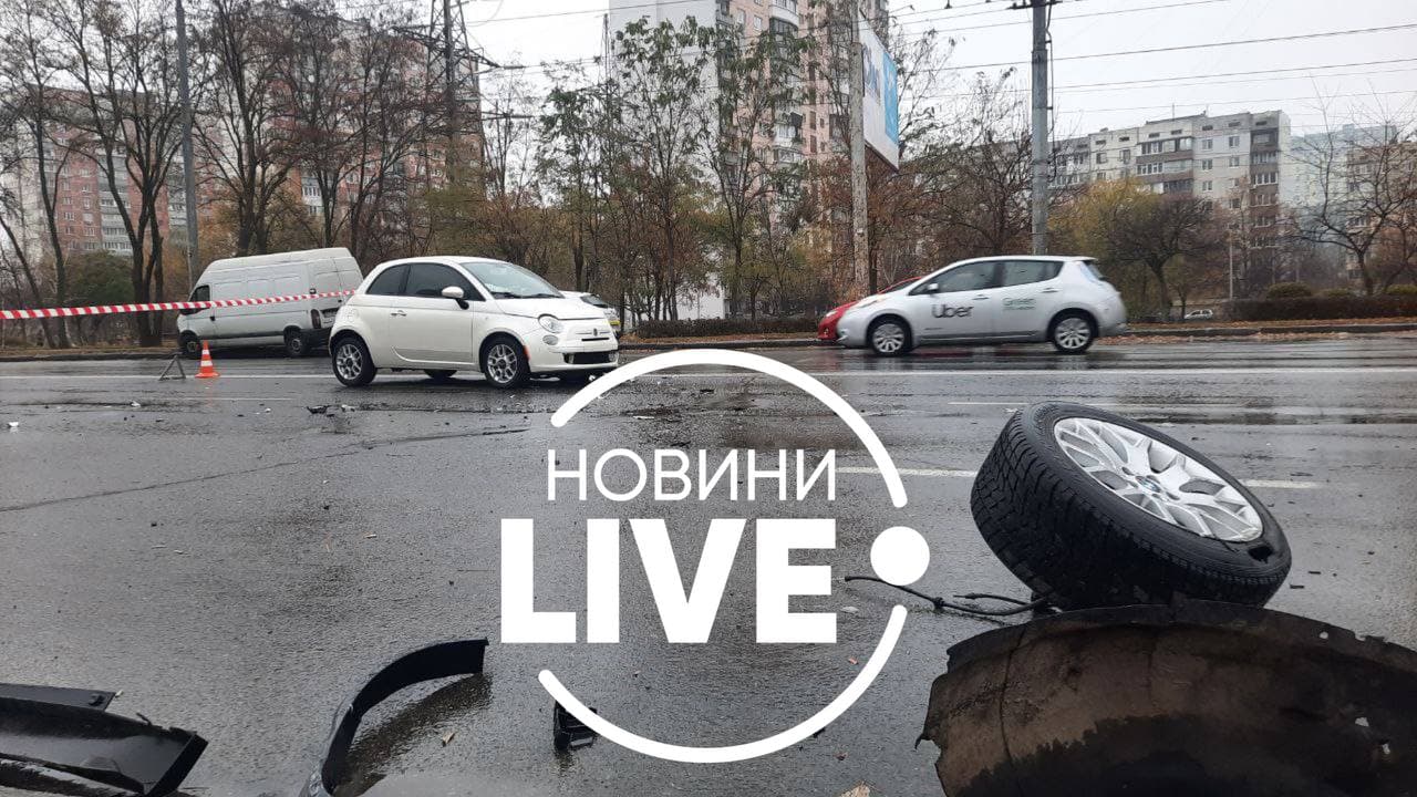 НовиниLIVE