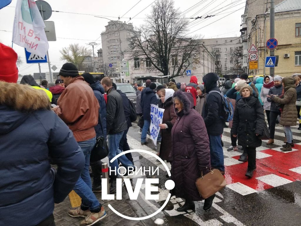 НовиниLIVE