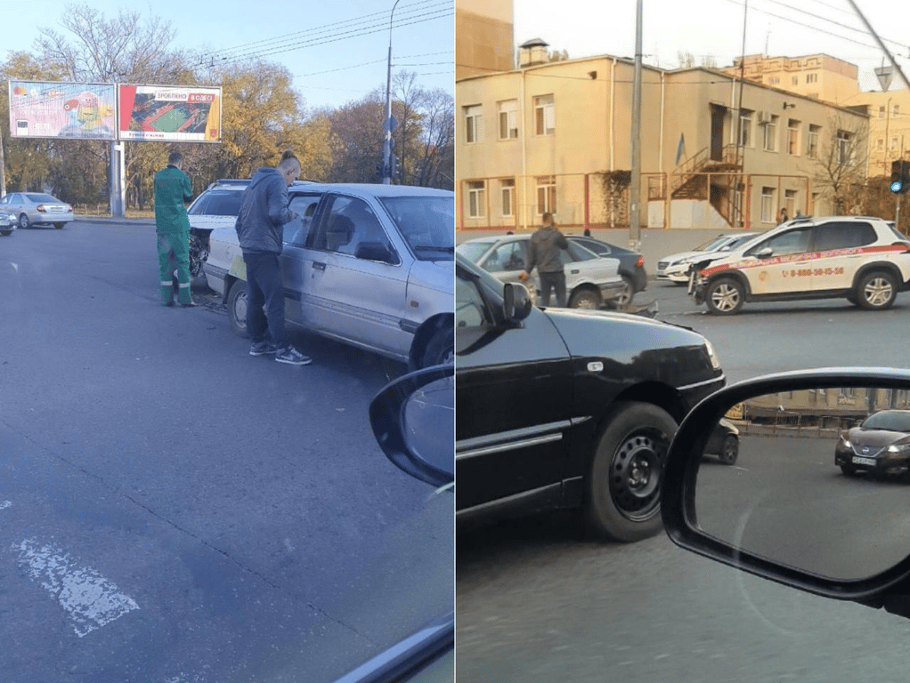ДТП в Одессе - на Балковской авто медпомощи влетело в легковик