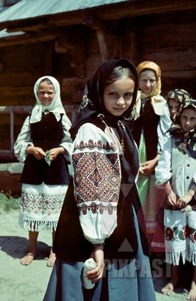 Уникальные фото 1941 года сельских детей из Полтавской области