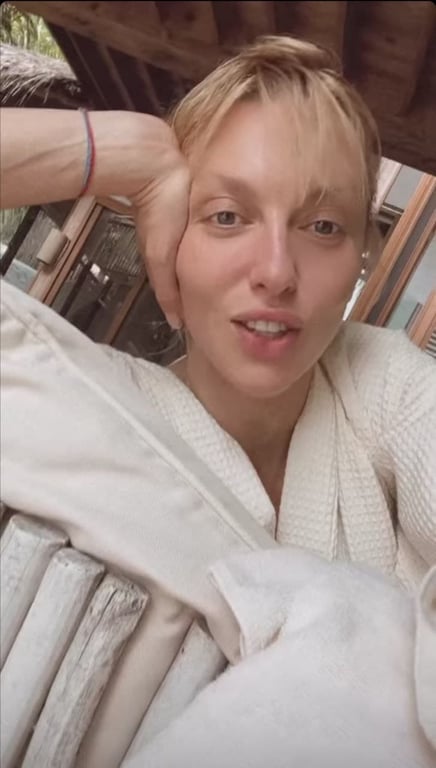 Оля Полякова на Мальдивах