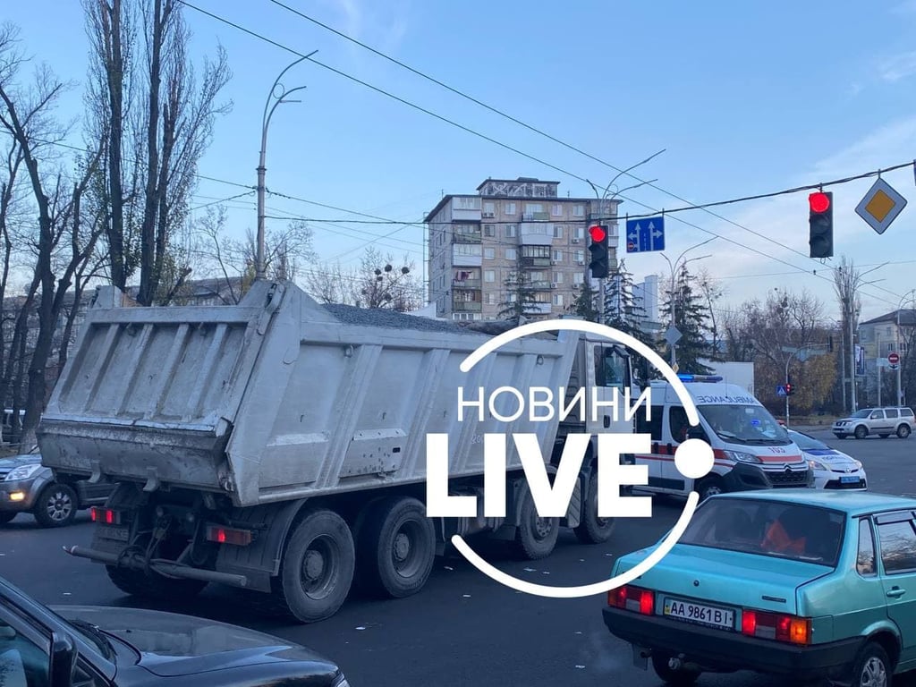 НовиниLIVE