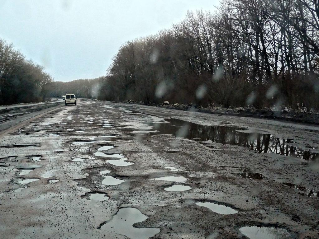 Перевантаження фур, ваговий контроль, українські далекобійники