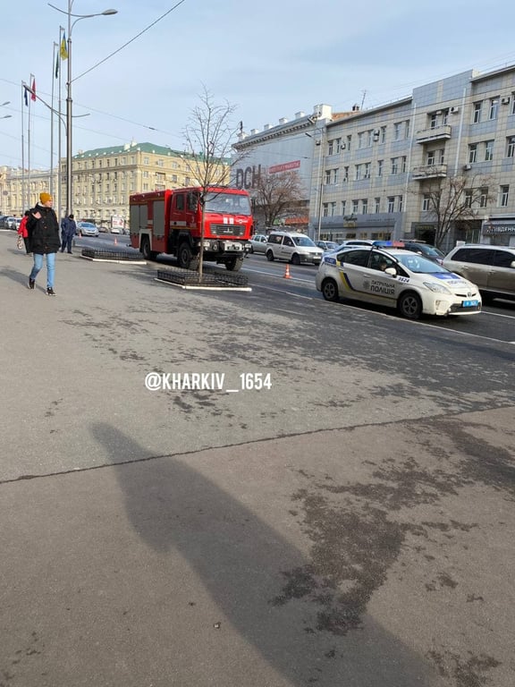 Полиция возле горсовета