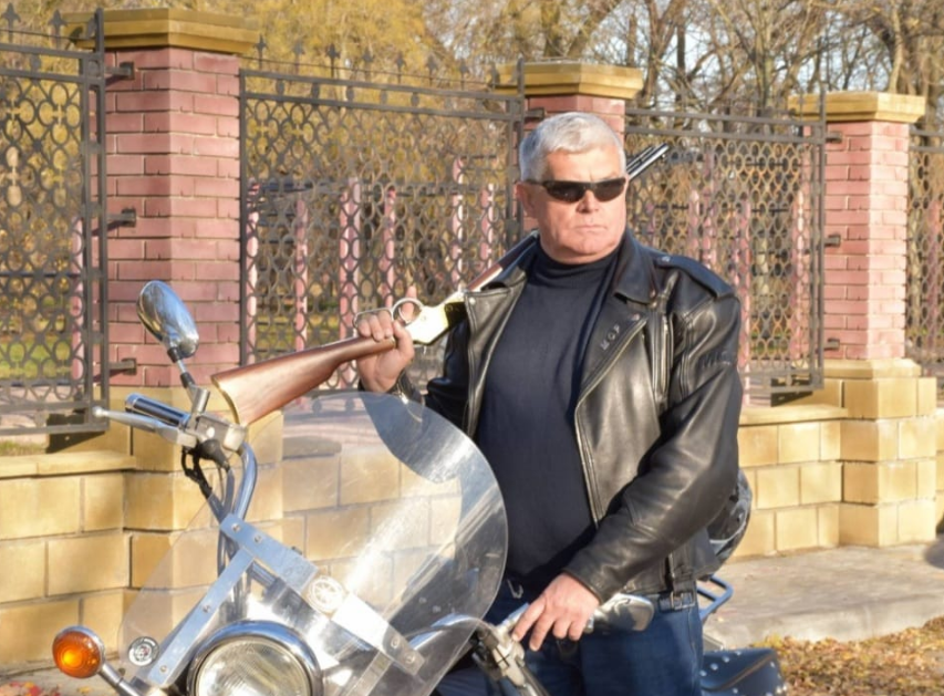 Одесский зоопарк снимает видео к Новому году - Беляков в образе тигра