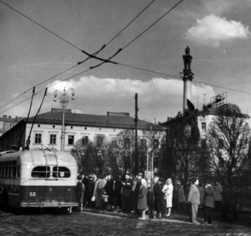 тролейбус, Львов, 1950