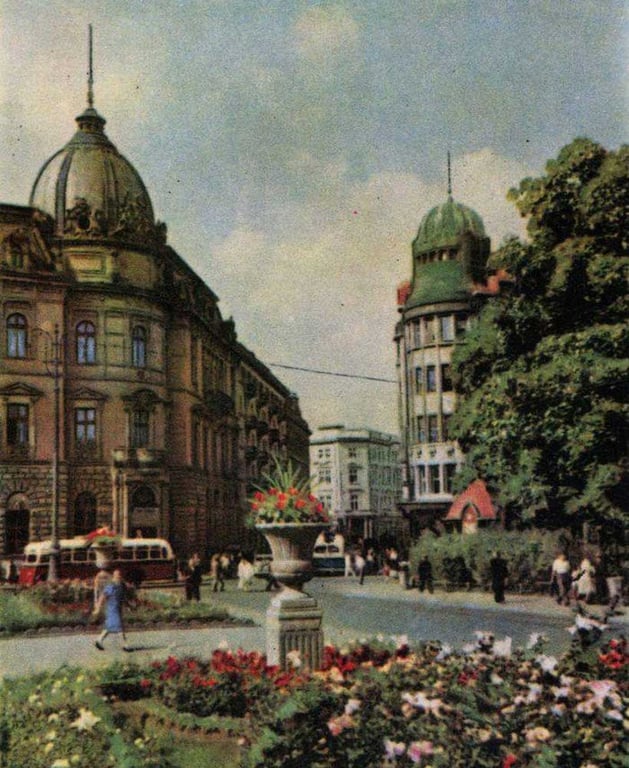 тролейбус, Львов, 1950