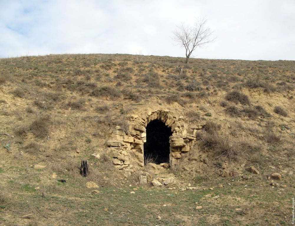Одеський історик показав старовинний ґрот, який залишився від санаторі