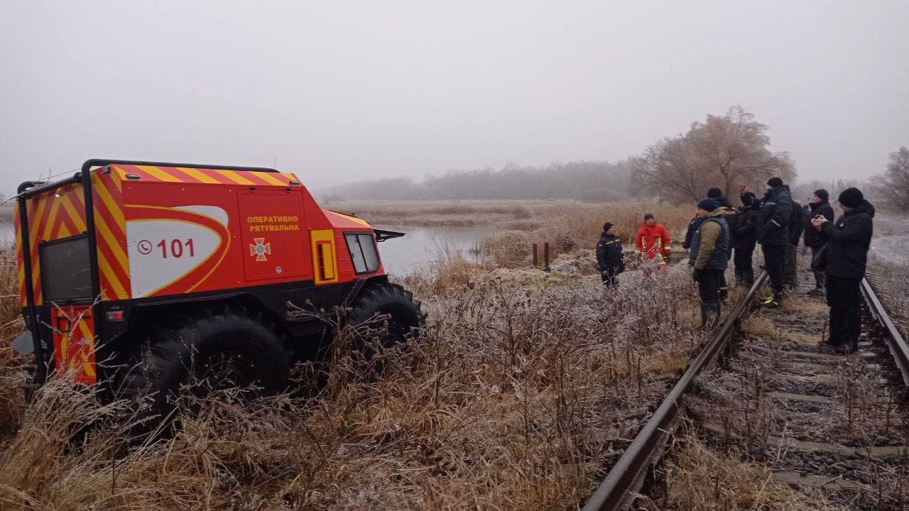 Яна й Петро Кондратюки зникли на озері