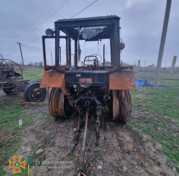 В Одеській області підпалили чотири трактори - фото
