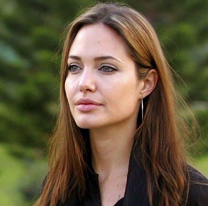 Анджелина Джоли в молодости и сейчас