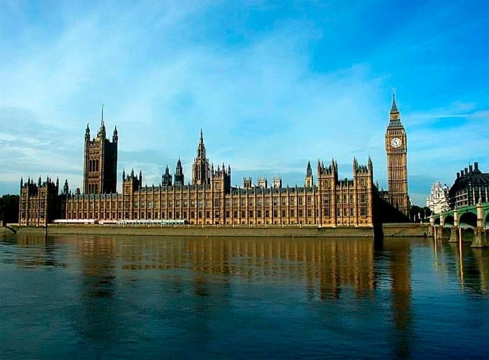 Парламент