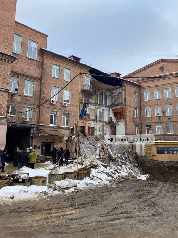 В Харькове рухнуло здание